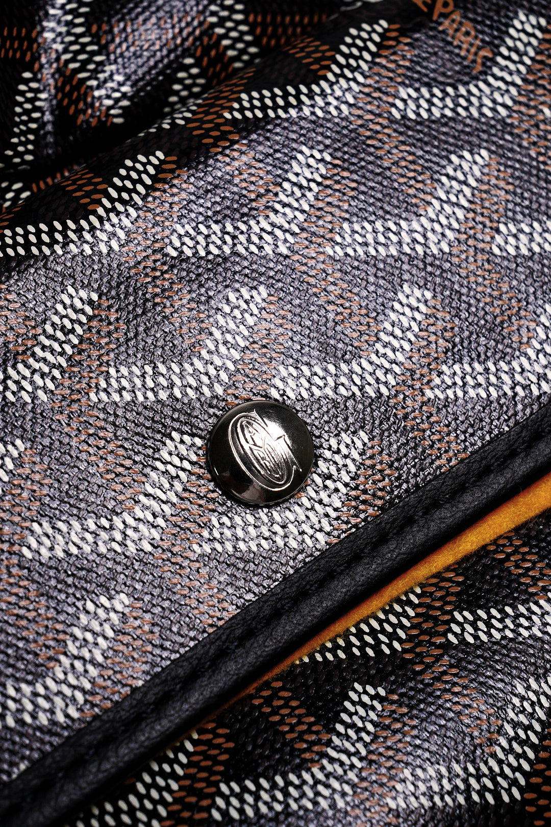 GOYARD Boheme Hobo PM 塗層帆布圖騰肩背流浪包