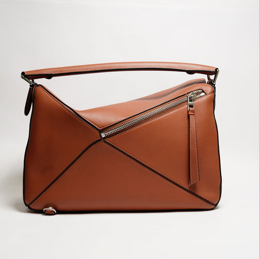 LOEWE 經典小牛皮Puzzle斜背包 大號(全新未使用)