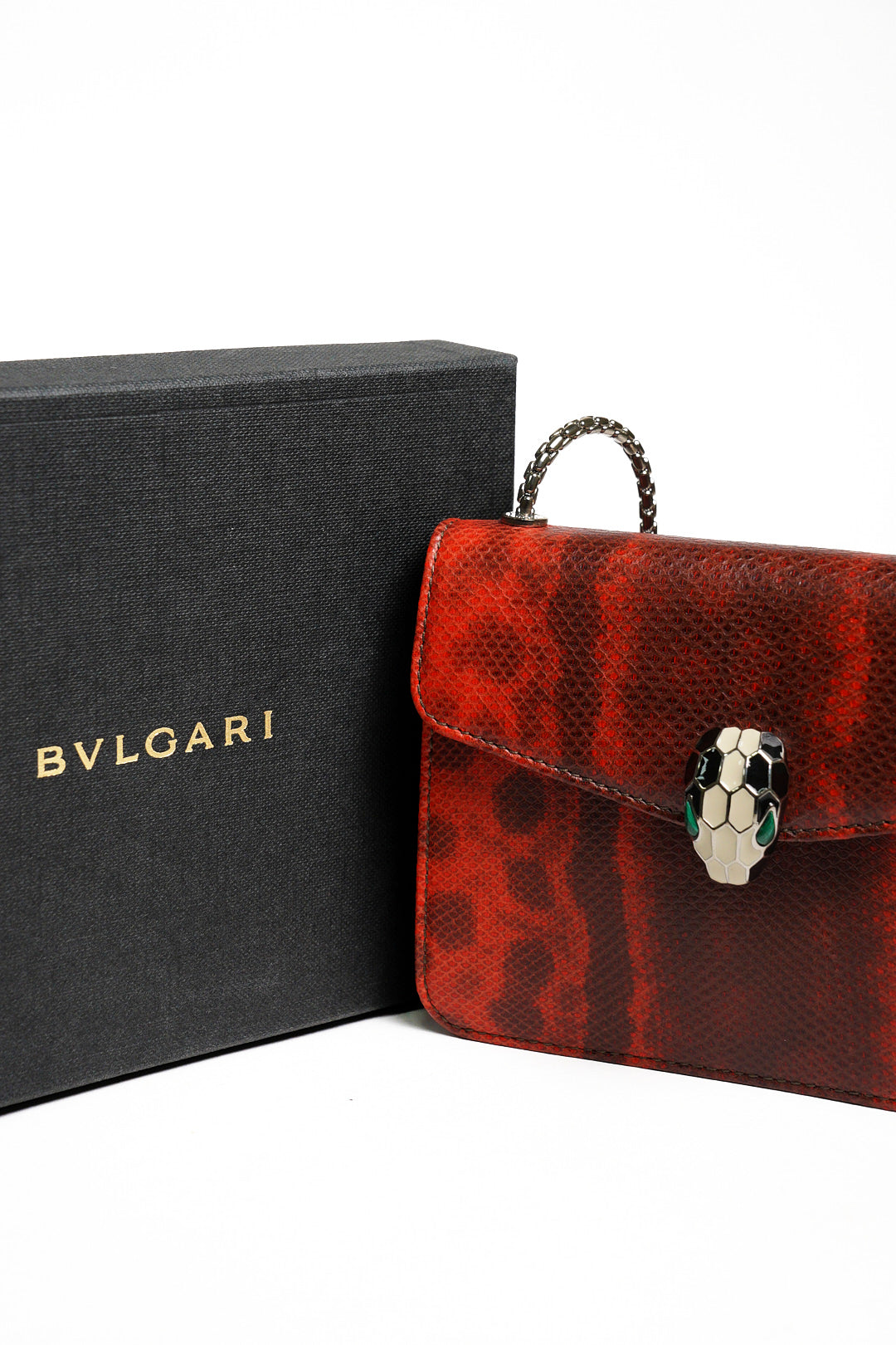 BVLGARI Serpenti Forever 蛇頭扣環水蛇皮斜背包-橘紅