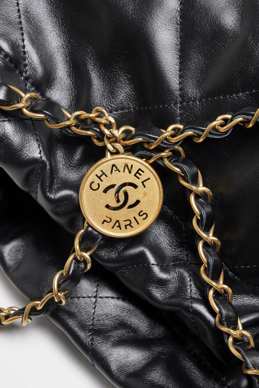 CHANEL 22 Bags 垃圾袋 小號 黑底白字