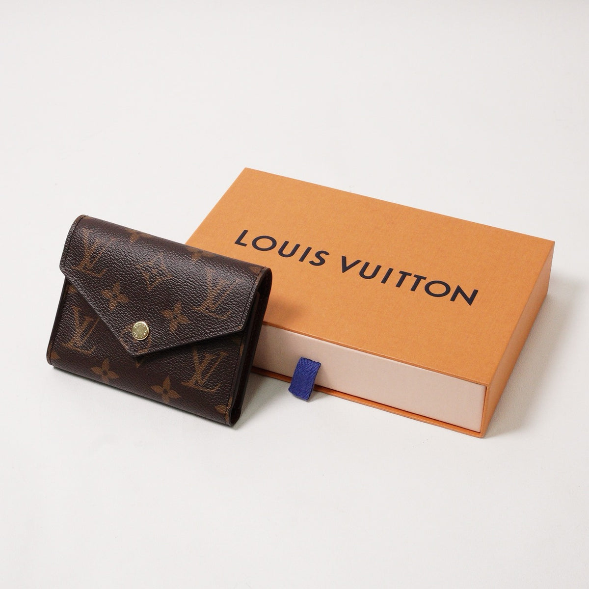 Louis Vuitton Victorine 2017年款三折短夾 棕色