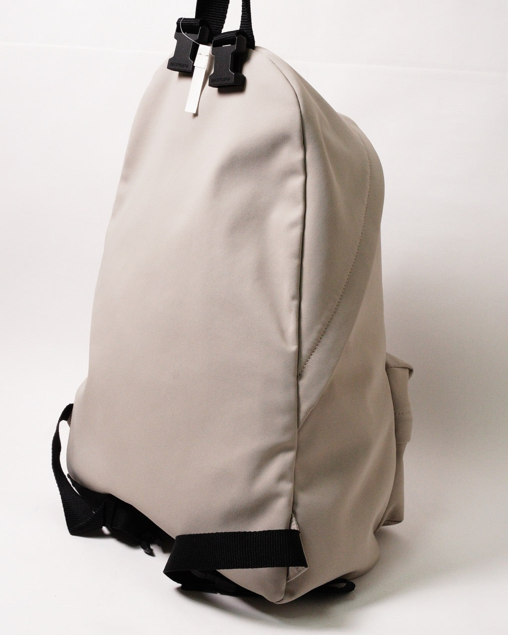Balenciaga EXPLORER 雙面後背包 黑色 × 奶茶灰