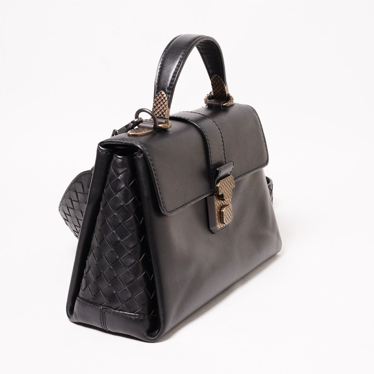 BOTTEGA VENETA BV Piazza黑色小號肩背斜背包