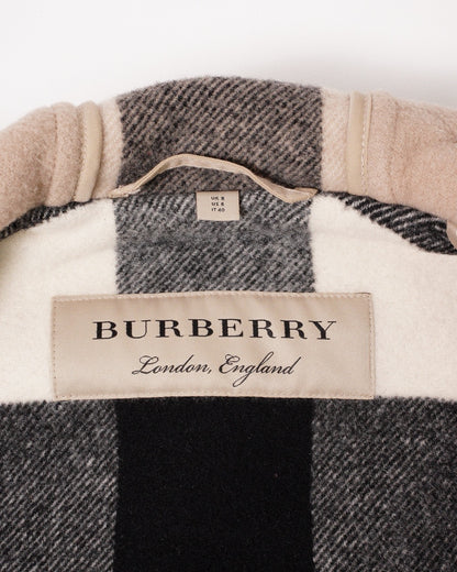 Burberry 駝色羊毛牛角扣大衣