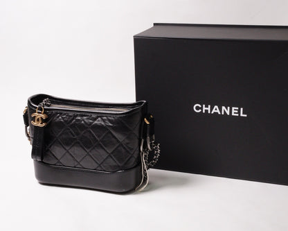 CHANEL GABRIELLE 菱格紋雙色鍊帶流浪包-31開
