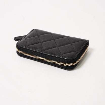 Chanel 經典CC水鑽LOGO 小牛皮ㄇ字拉鍊零錢包 2025年9月購買