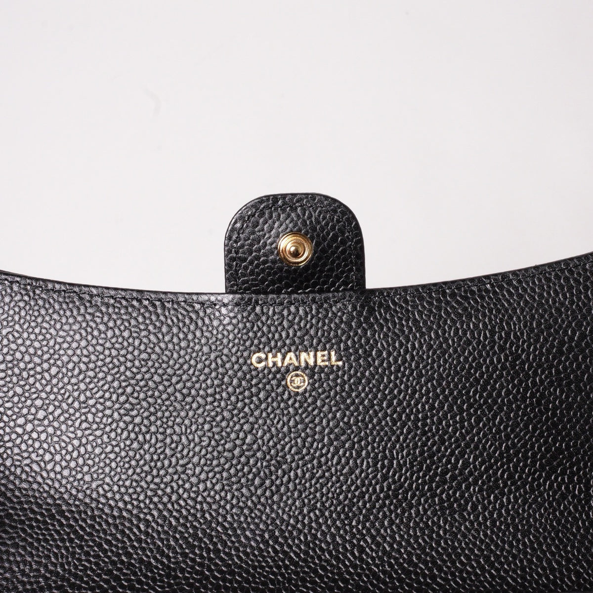 CHANEL  經典金色雙C LOGO菱格荔枝紋牛皮釦式長夾