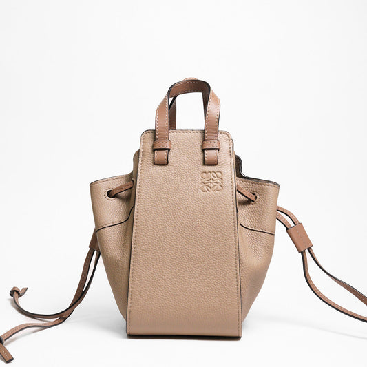 loewe mini hammock 吊床包 （沙色
