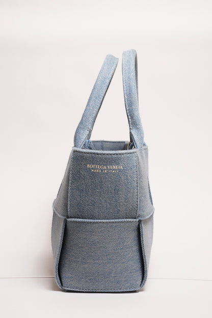Bottega Veneta 丹寧編織托特包（Arco Tote）