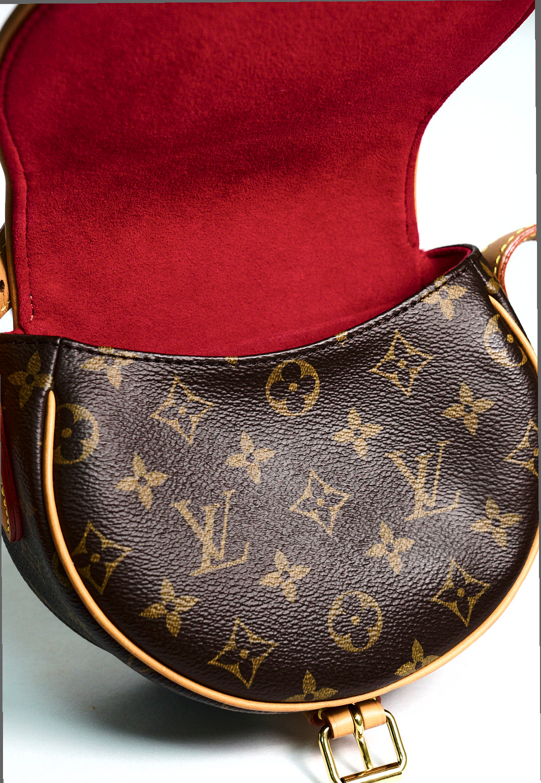 LOUIS VUITTON MONOGRAM 斜背包