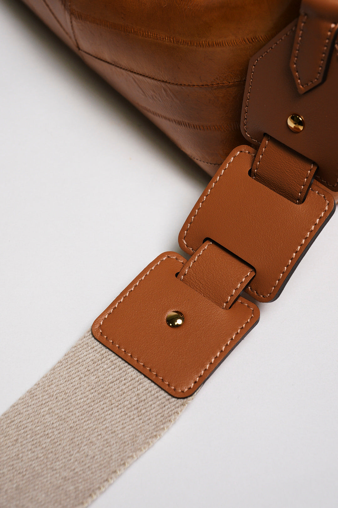 TOD'S T Case 肩背包（ 小）