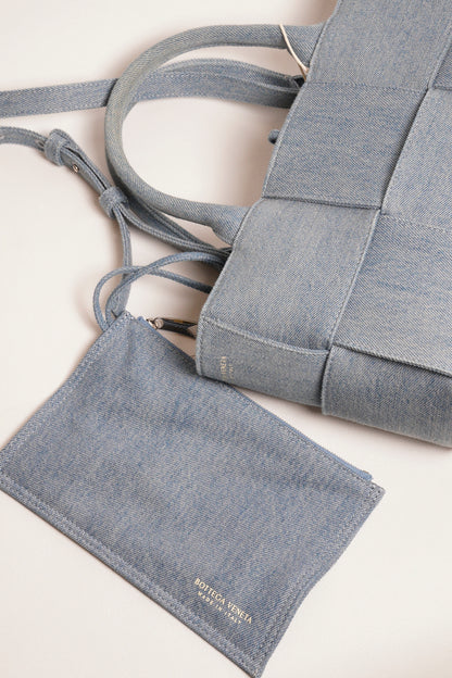Bottega Veneta 丹寧編織托特包（Arco Tote）