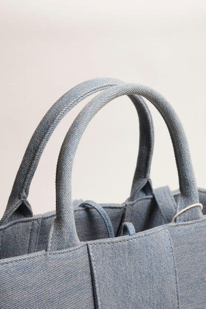 Bottega Veneta 丹寧編織托特包（Arco Tote）