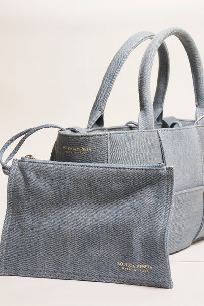 Bottega Veneta 丹寧編織托特包（Arco Tote）