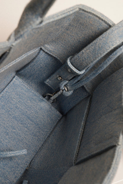 Bottega Veneta 丹寧編織托特包（Arco Tote）