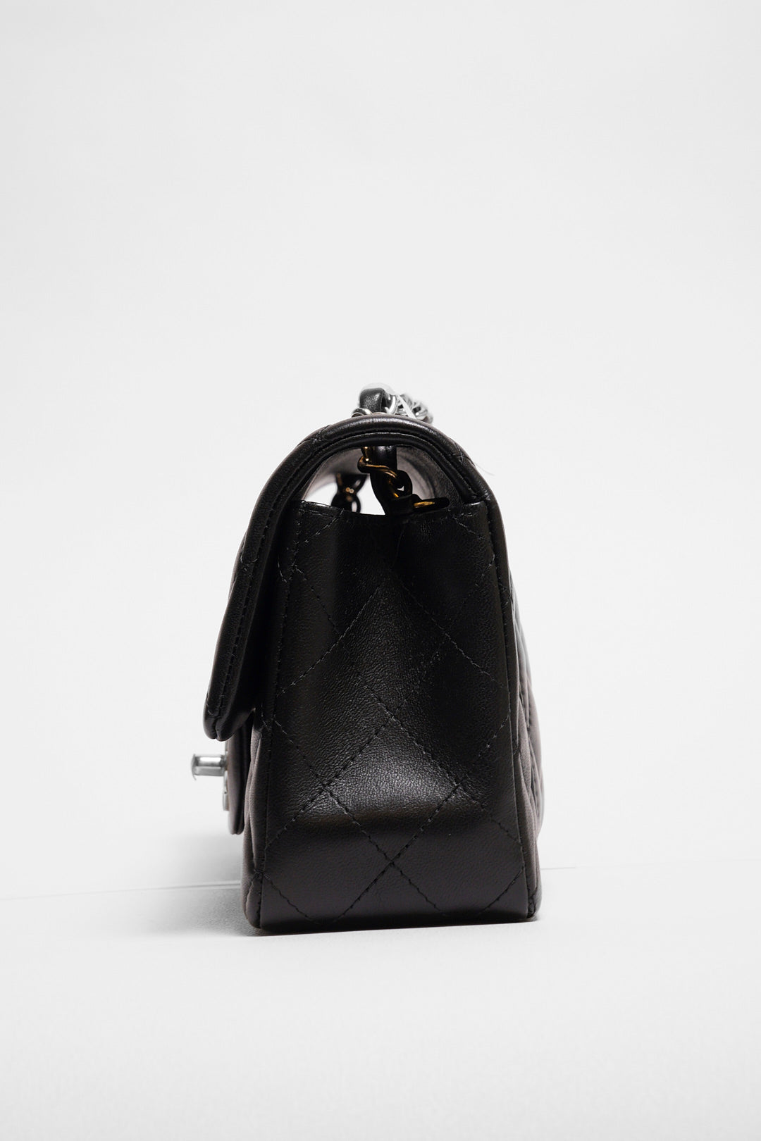 CHANEL 經典口蓋包 Mini CF20 - 黑金23開