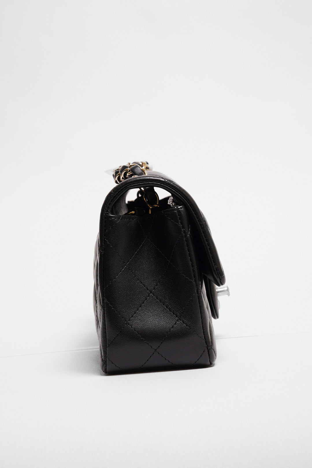 CHANEL 經典口蓋包 Mini CF20 - 黑金23開