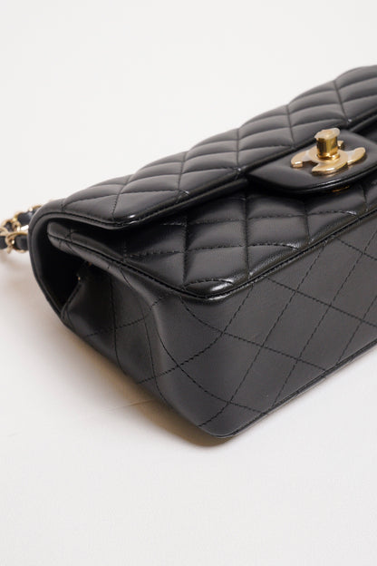 CHANEL 經典口蓋包 Mini CF20 - 黑金23開