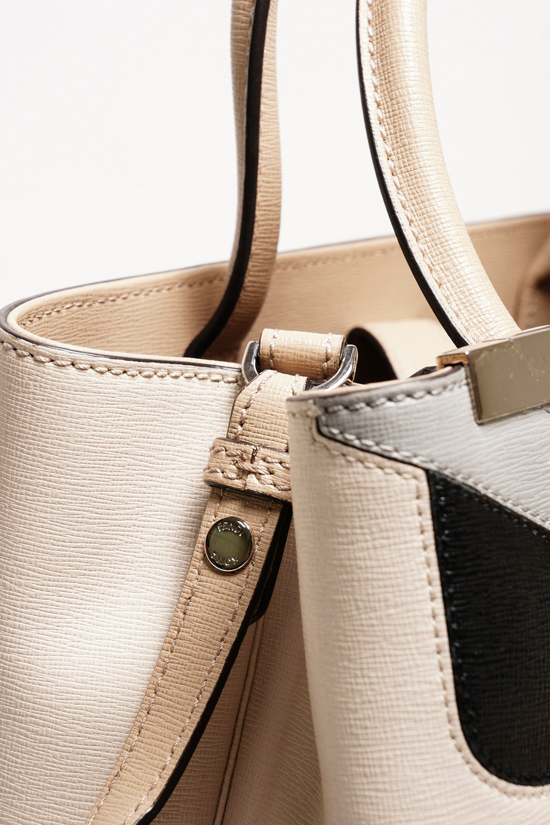 FENDI 拚色怪物包（附背帶）