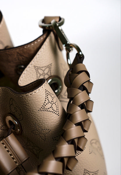 Louis Vuitton 月光女神Muria 水桶包 (全新）