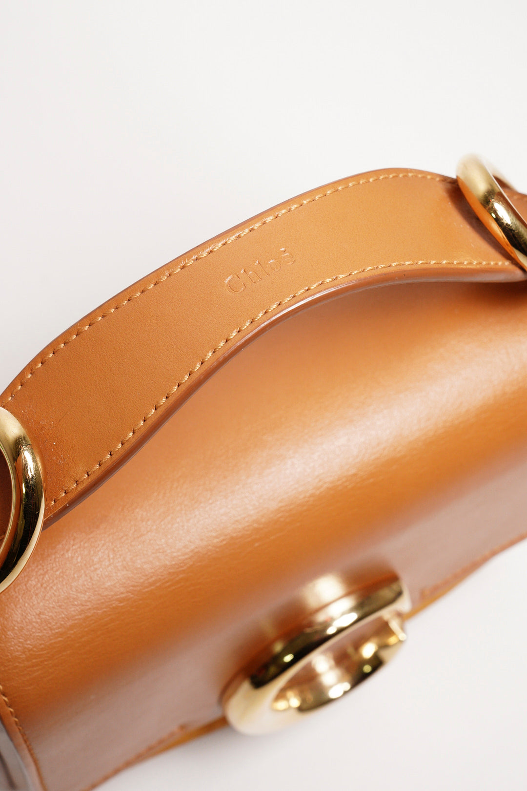 Chloé mini C 小方手提包（焦糖色）