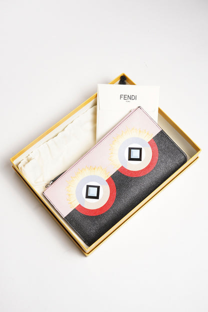 FENDI 限量版粉紅色皮革怪獸拉鍊手拿包