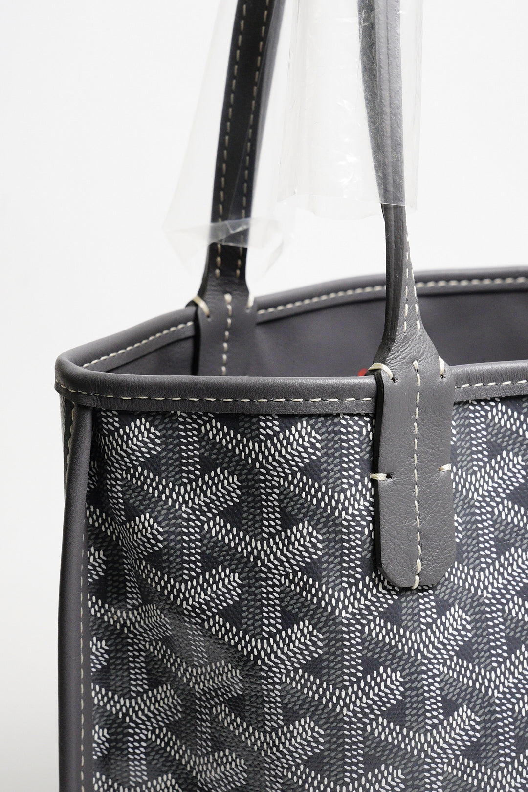 GOYARD 灰色 Anjou Mini Bag
