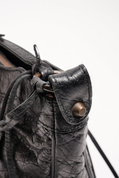 Balenciaga hip復古黑色羊皮斜背包