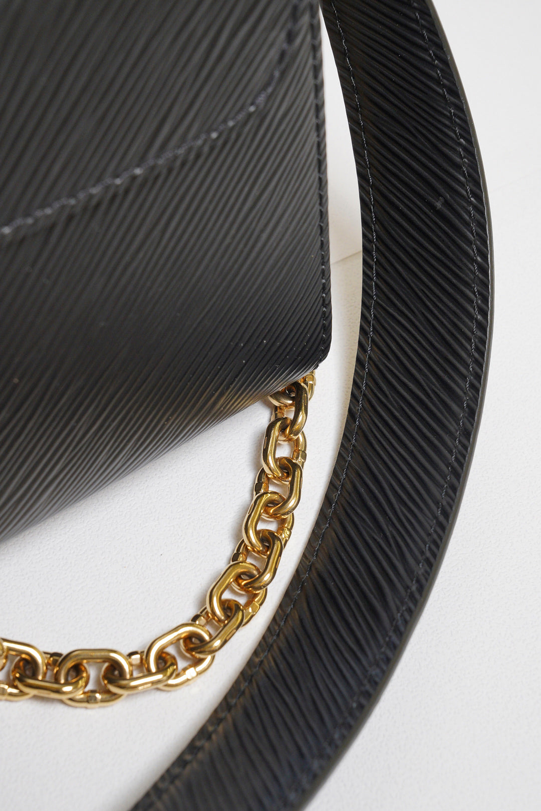 LOUIS VUITTON Twist - PM黑金