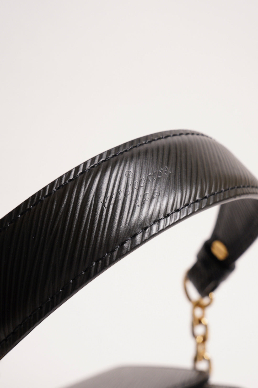 LOUIS VUITTON Twist - PM黑金