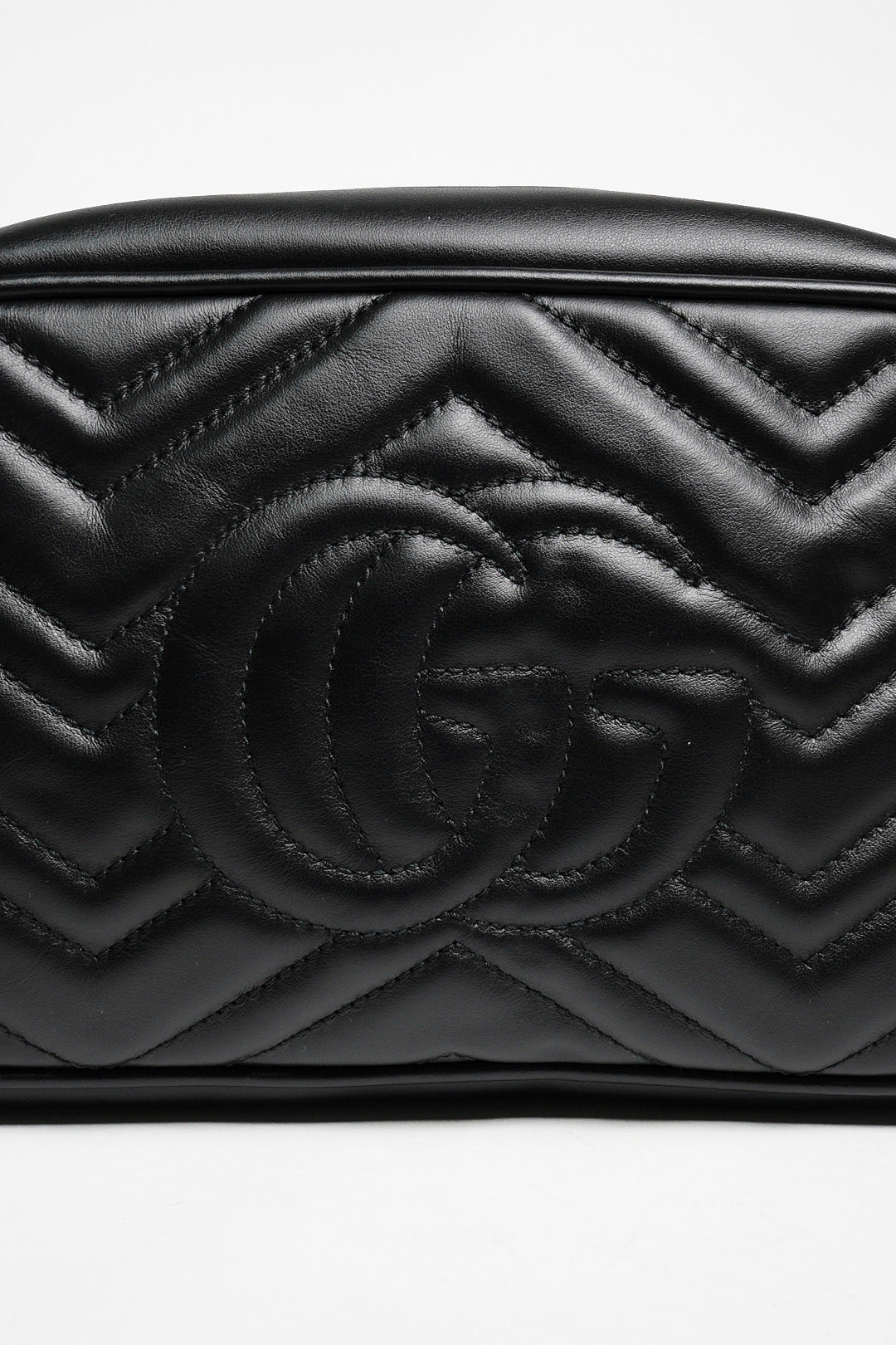 GUCCI Marmont 24相機包 黑金