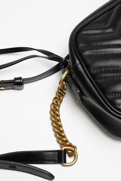GUCCI Marmont 24相機包 黑金