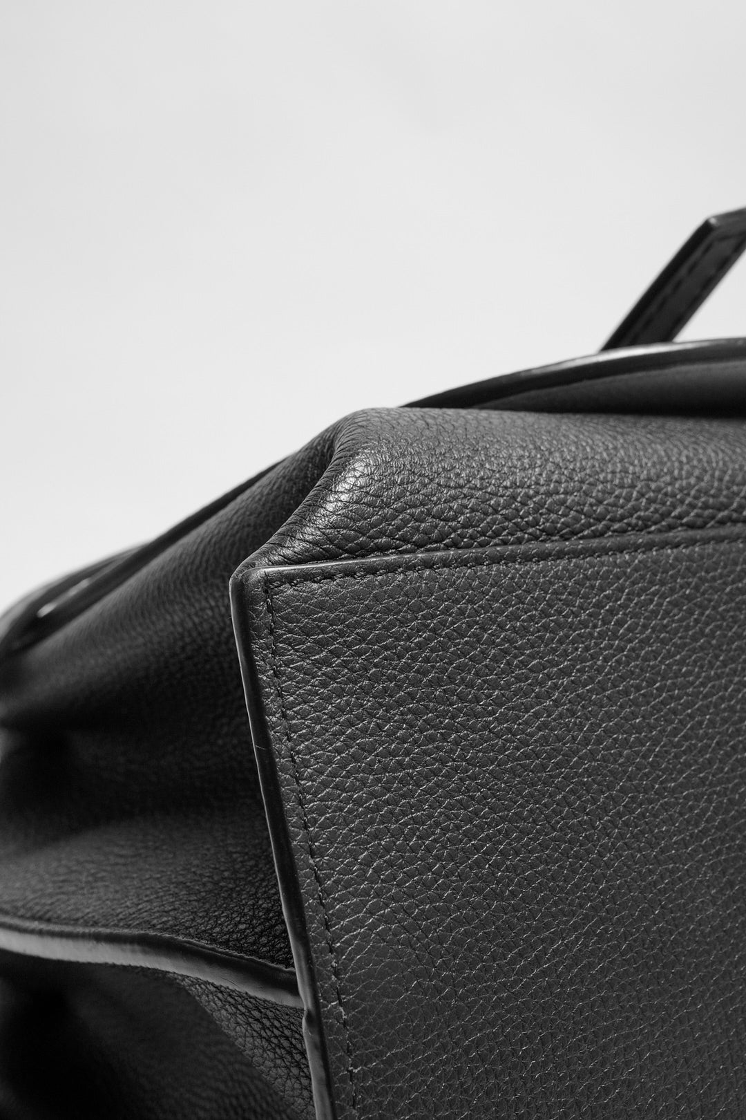 LOEWE Gate top handle - 小號黑