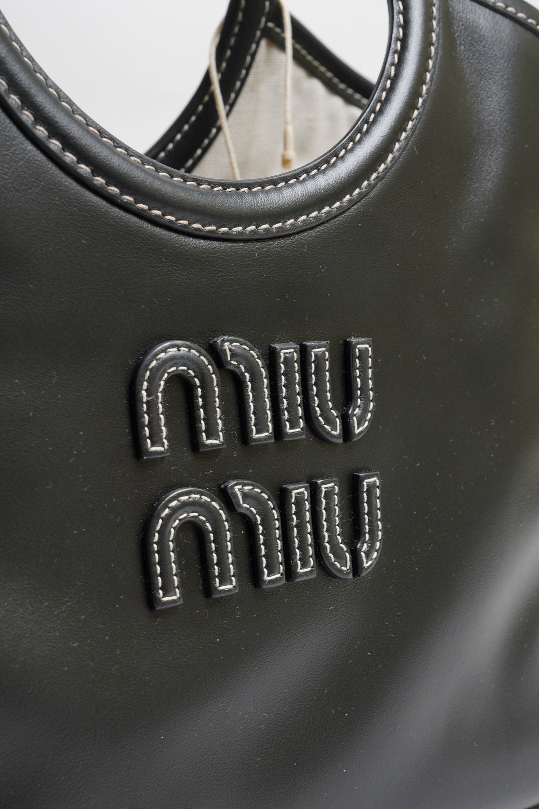 Miu Miu Ivy手提托特包 - 小號黑