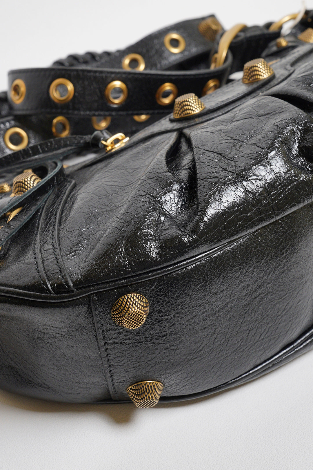 Balenciaga Le cagole半月機車包 - S黑金