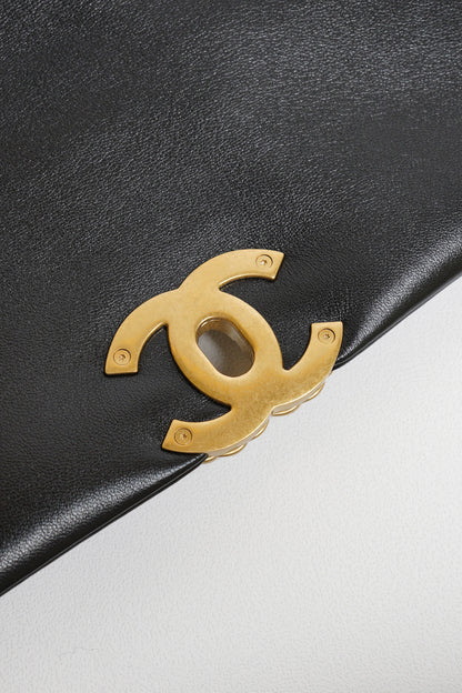 CHANEL 19 Bag 菱格紋羊皮手提肩背包 26 - 黑金