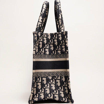 DIOR 經典老花小型刺繡托特包