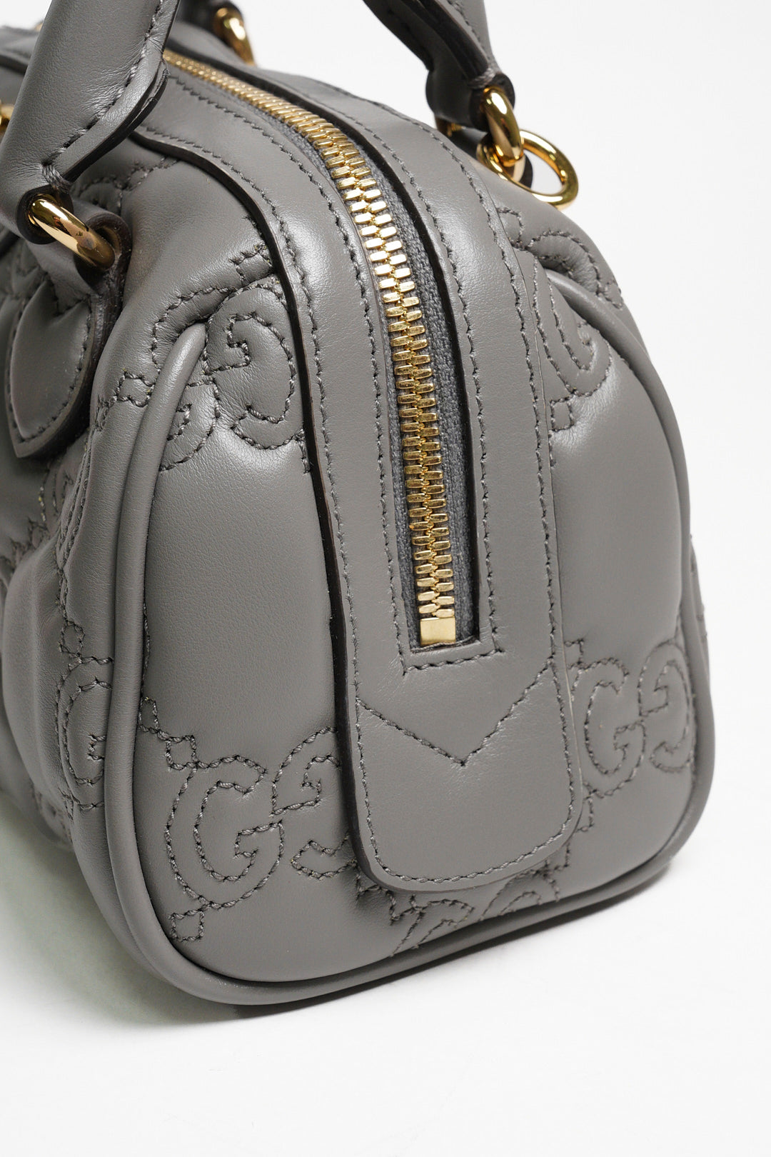GUCCI GG Matelasse 壓紋波士頓包 mini speedy（灰色）