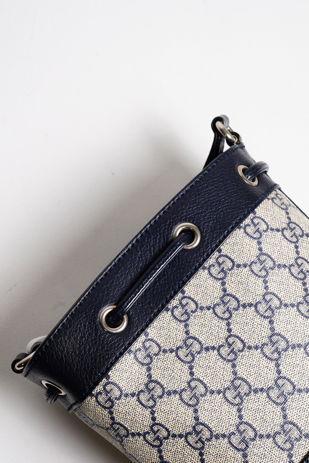 GUCCIi Supreme Ophidia 水桶斜背包(黑藍色)