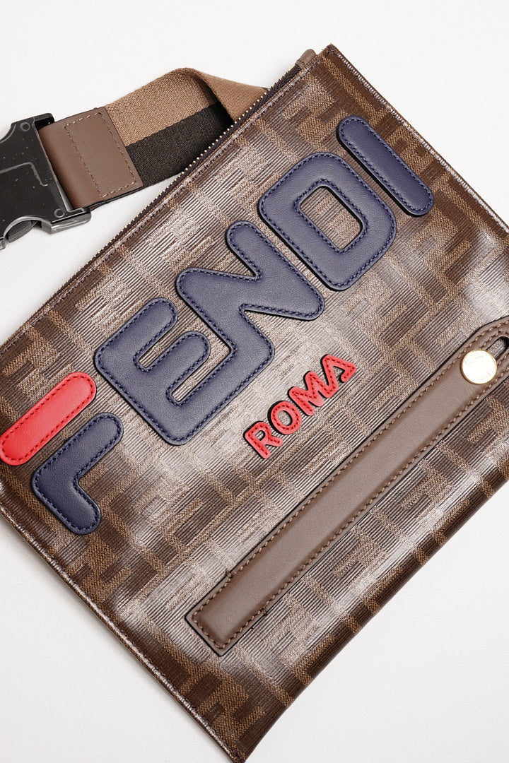 FENDI MONOGRAM斜背包