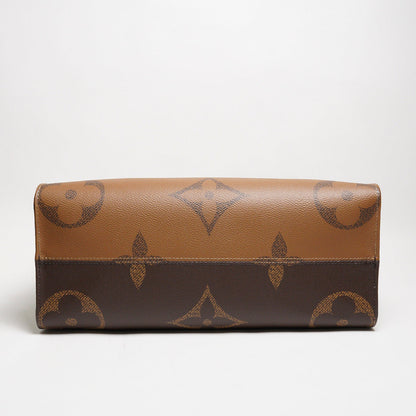 LOUIS VUITTON OnTheGo MM