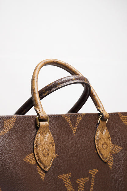 LOUIS VUITTON OnTheGo MM