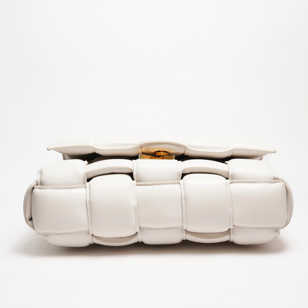 BOTTEGA VENETA 大金屬鍊條 Chain Cassette斜揹包