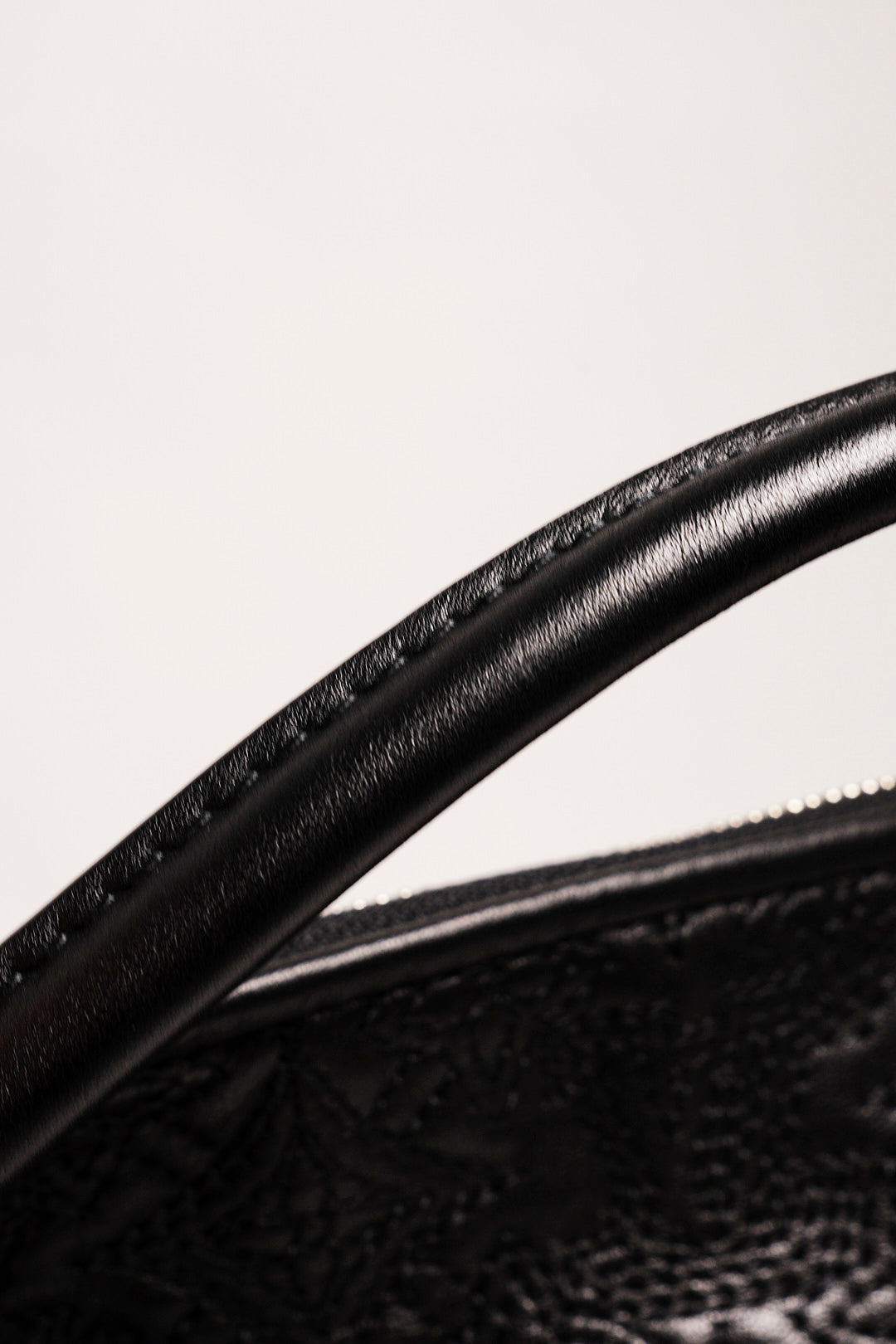 LOUIS VUITTON ANTHEIA MONOGRAMIXIA 經典壓紋手提包斜背