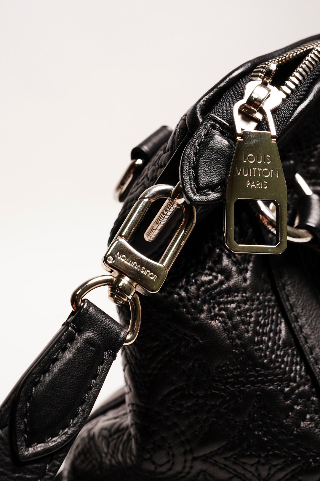 LOUIS VUITTON ANTHEIA MONOGRAMIXIA 經典壓紋手提包斜背