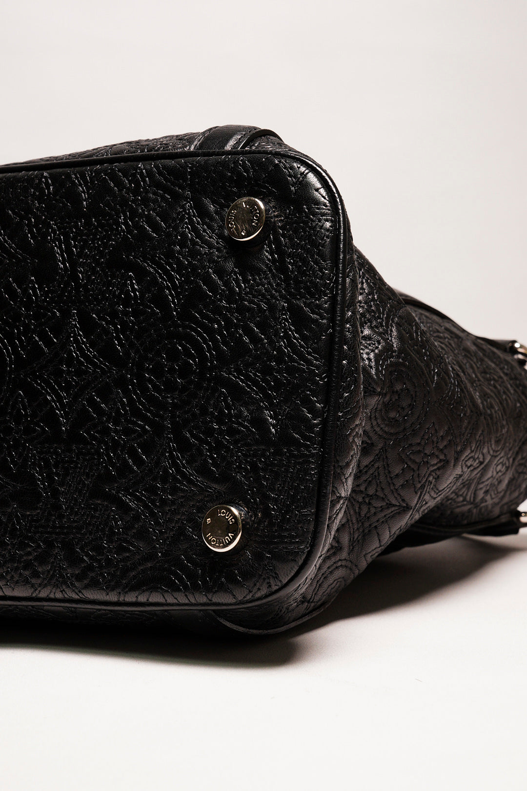 LOUIS VUITTON ANTHEIA MONOGRAMIXIA 經典壓紋手提包斜背