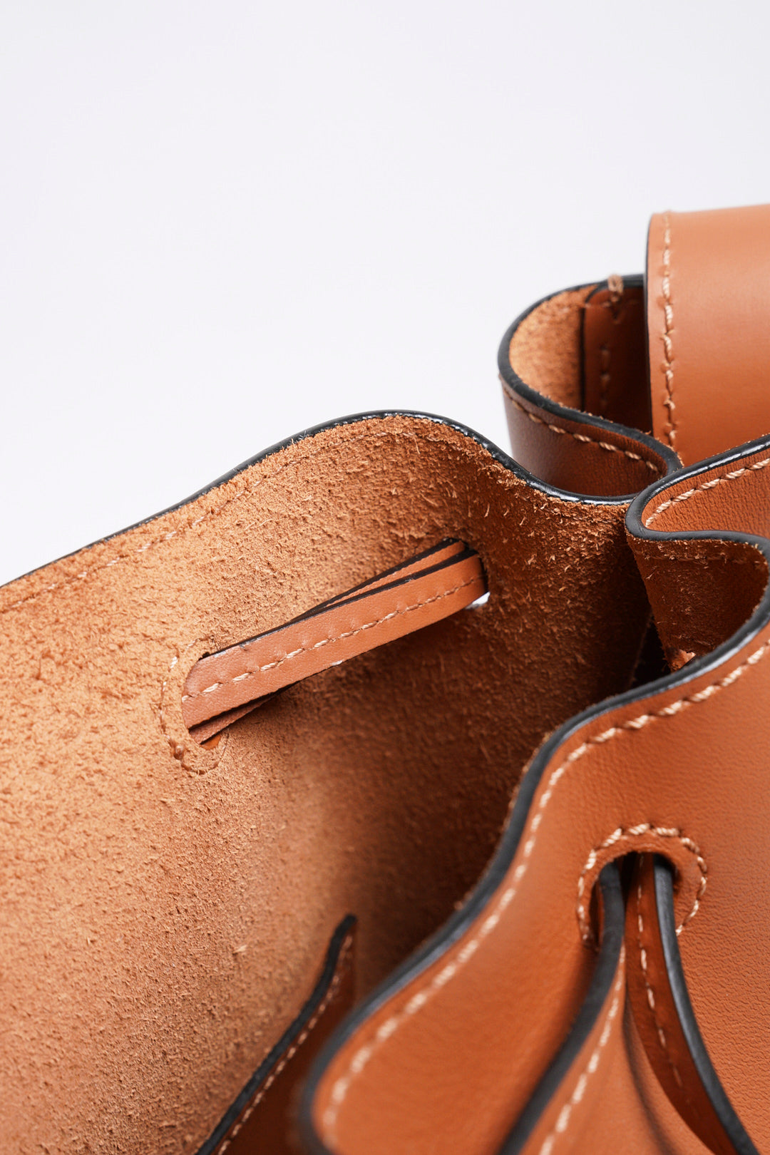 LOEWE 水桶包（水桶包）