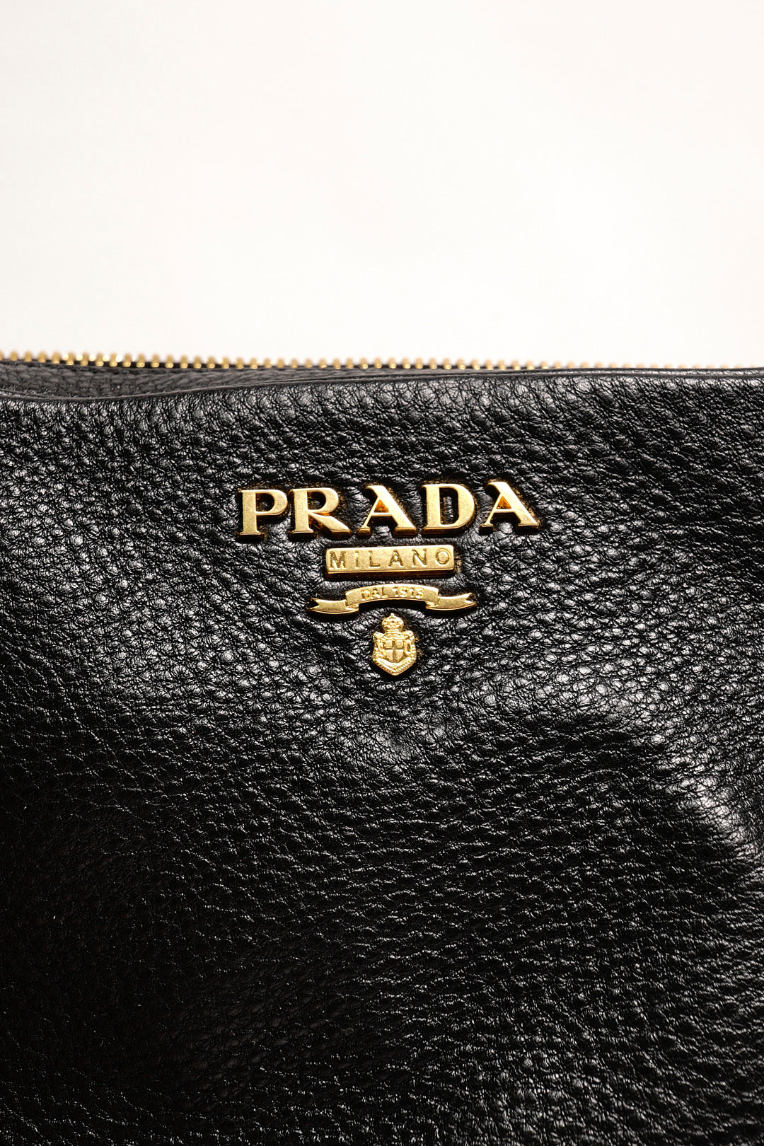 Prada黑金雙層荔紋相機包x