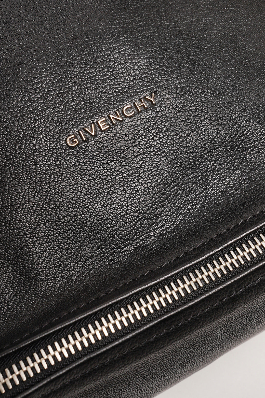 GIVENCHY Pandora紀梵希經典包（黑色）
