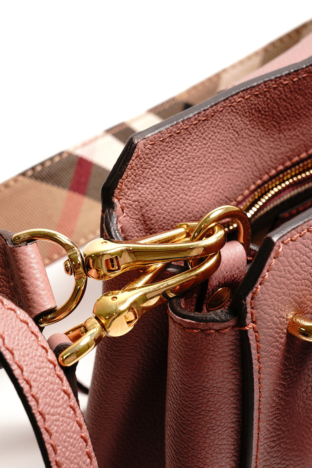 Burberry Buckle 牛皮純色字母logo 單肩包（玫瑰粉色）附兩種背帶